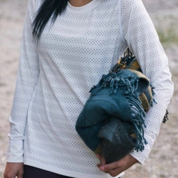 ZYIA Tops - Zyia Active White Perforated Chill Long Sleeve Top S